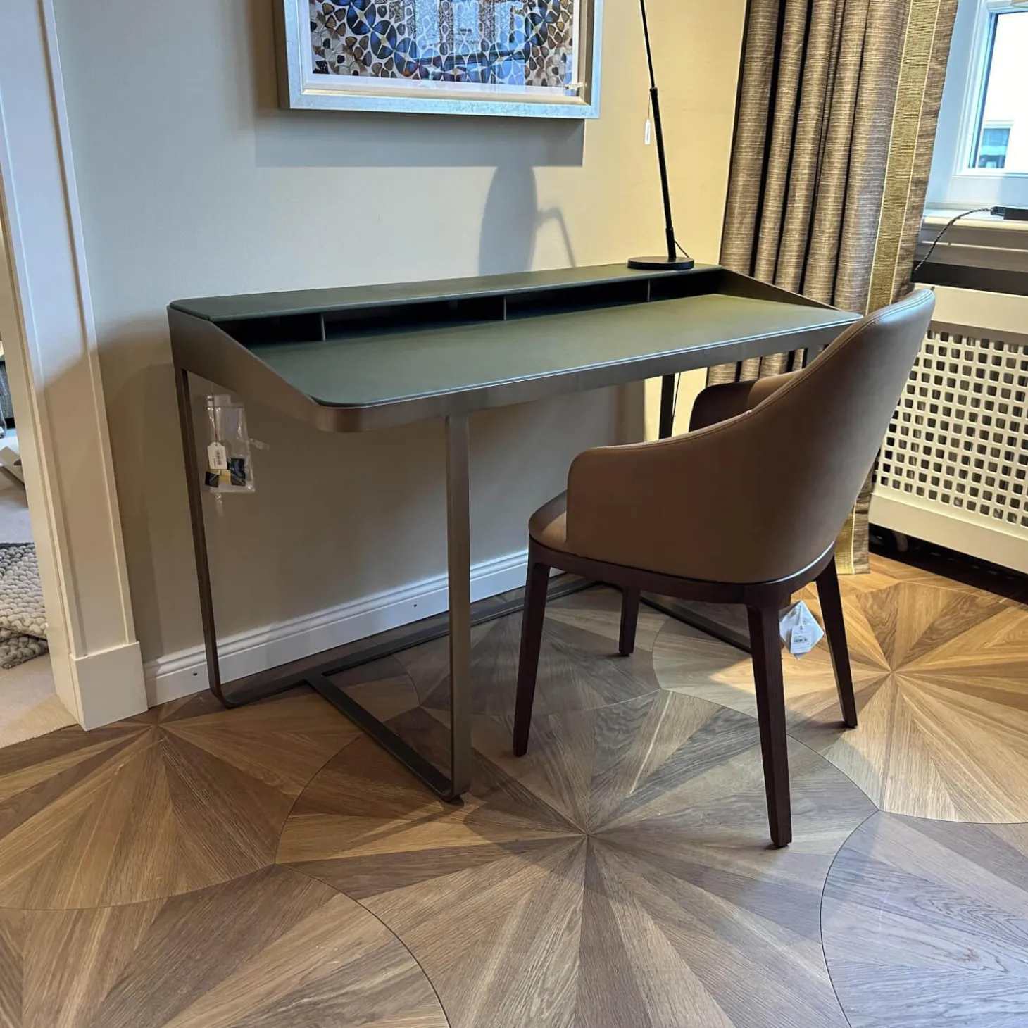 Schreibtisch Twain Leder Birke 816 Dunkelgrün Gestell Stahl Messing F33 Ohne Stuhl