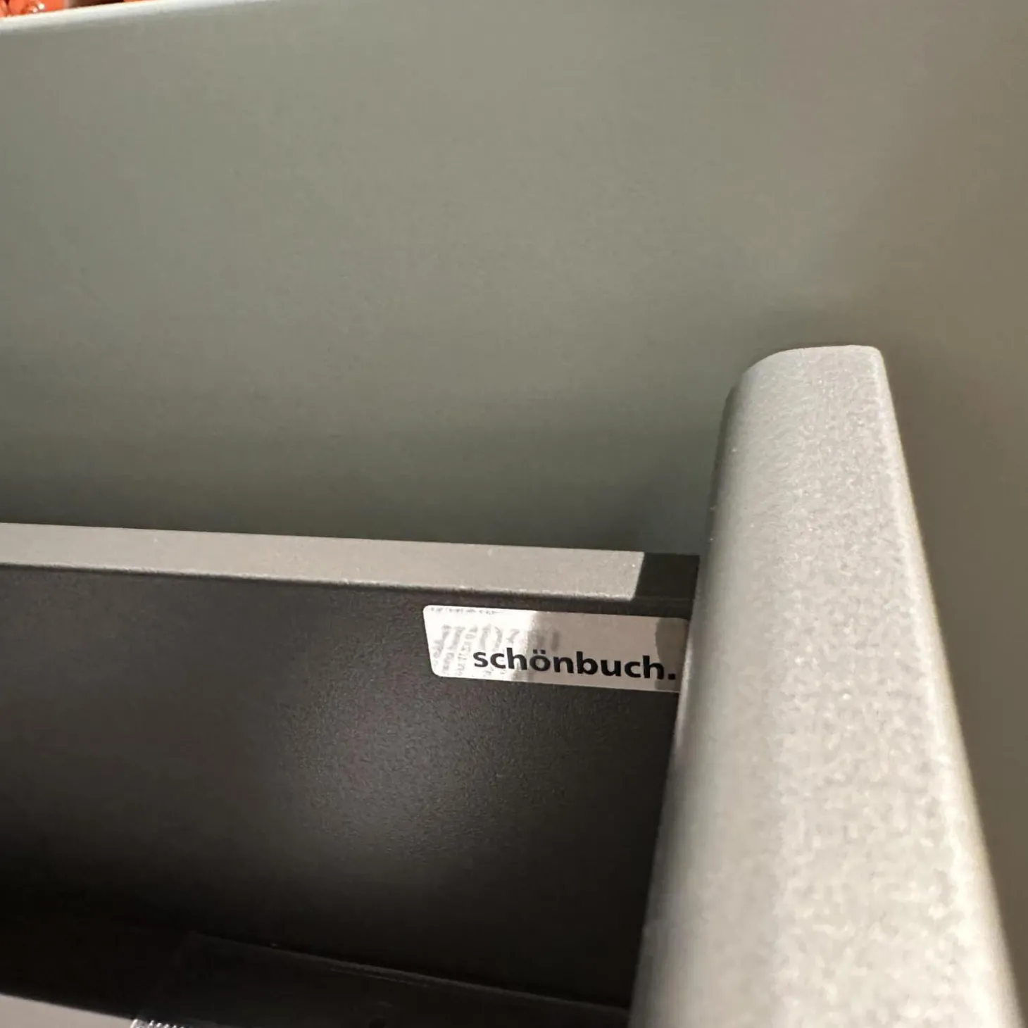 Schuhschrank Stripes Lack Akzentfarbe 30 Jade Korpus Melamin Anthrazit