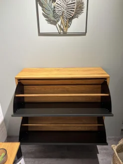 Schuhschrank Wiliston Front MDF Gun Metal Schwarz Korpus Wildeiche Geölt