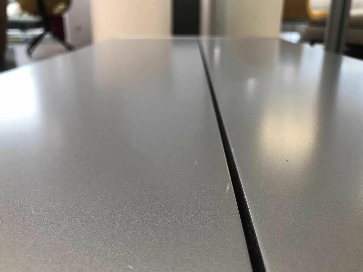 Schuhtruhe Logo Matt Lack Silber Grau