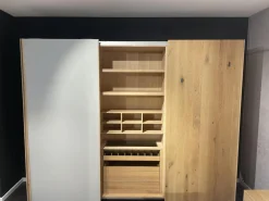 Schwebetürenschrank Soft Eiche Wild Weißöl Farbglas Matt Hellgrau Inklusive Innenleben Und Beleuchtung