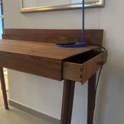 Sekretär 14 80 Astnuss Geölt Mit Schubladen mit Ledereinlagen