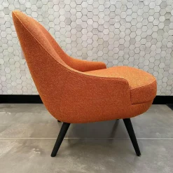 Sessel 375 10 Stoff Lucia 7687 Orange Gestell Massivholz Eiche Schwarz Geflammt Geölt