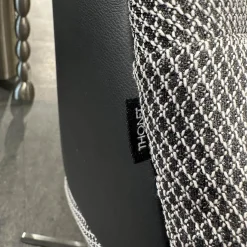 Sessel 808 Bezug Innen Stoff Soul 151 Pepper Grau Außen Nappaleder Nero Anthrazit Stahlgestell Edelstahloptik Und Hocker