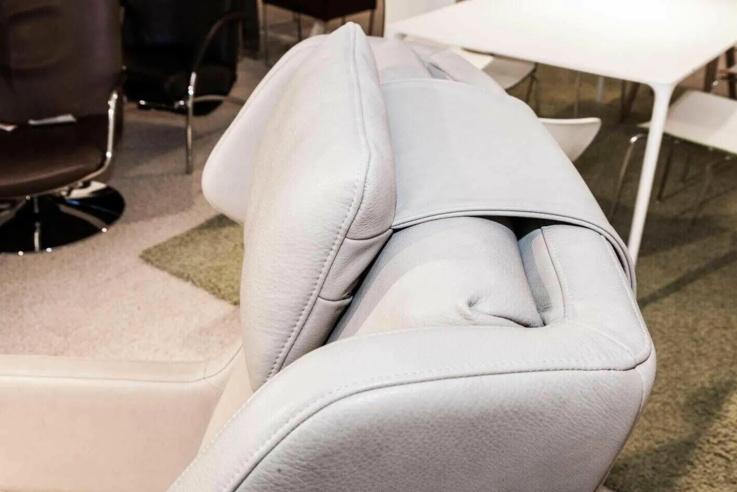 Sessel 5200 Leder Beige Mit Hocker