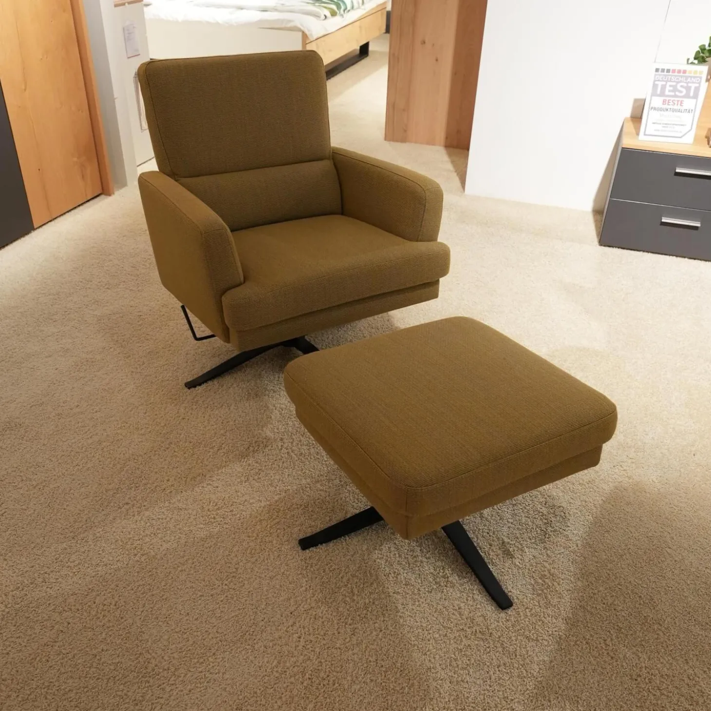 Sessel 4585 Stoff JAB 12040 Braun Gelb Sternfußgestell Metall Schwarz Matt Mit Wippfunktion Inklusive Hocker