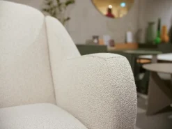 Sessel Anton Stoff Mondo 28120 20 Bianco Weiß Gestell Epoxy E 2100 Charcoal Matt Schwarz