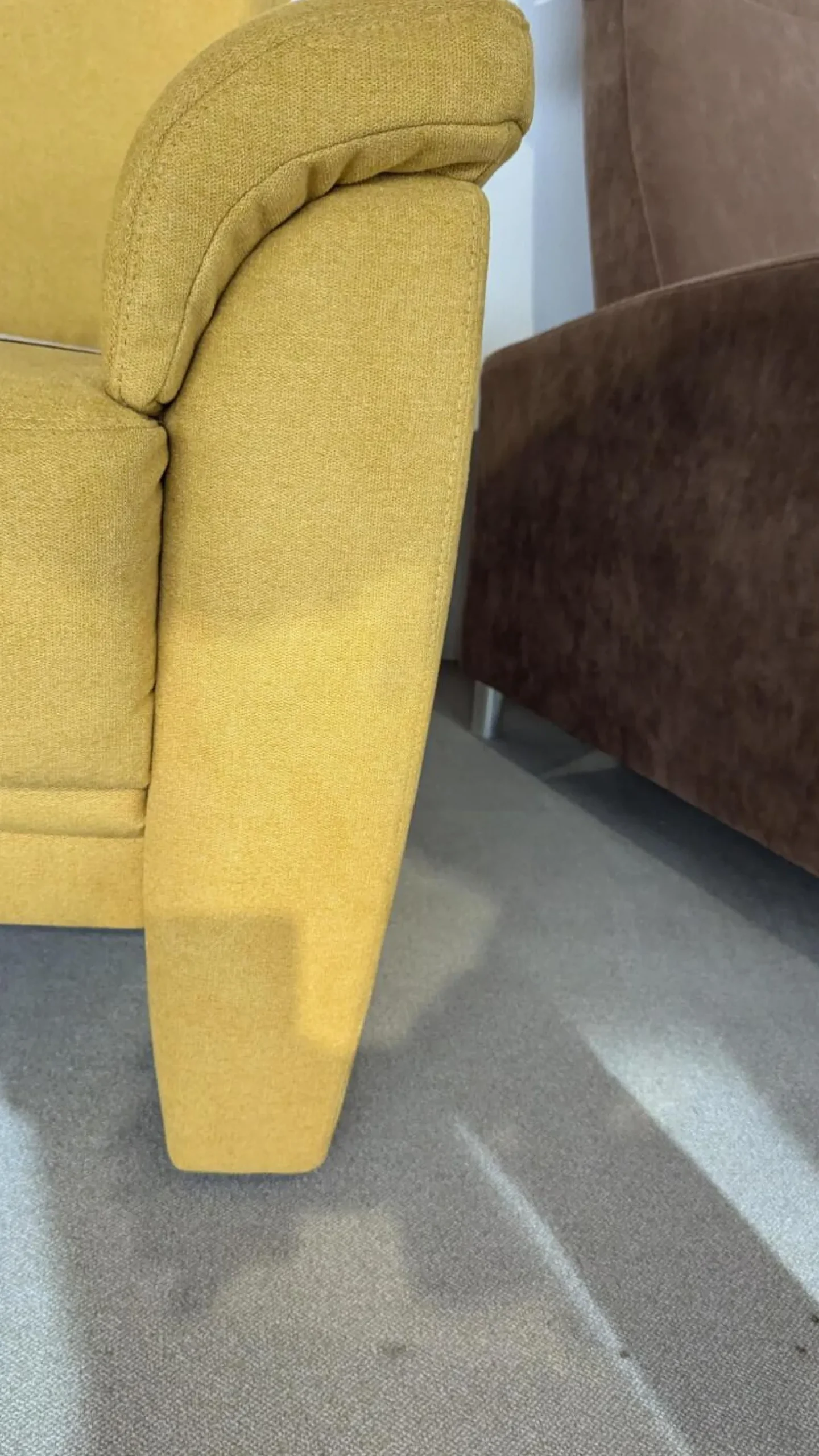 Sessel Arnheim Stoff 5697 119 Denise Sonne Gelb Füße Kunststoff Schwarz