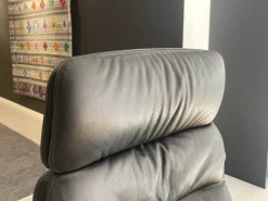 Sessel Arva E Lounge Leder Sauvage Schwarz 5 Sternfuß Metall M01 Moodblack Schwarz Pulverbeschichtet Mit Verstellungen