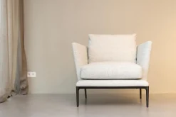 Sessel Atoll Stoff Sara Grau Melange Gestell Schwarz Verchromt Lackiert