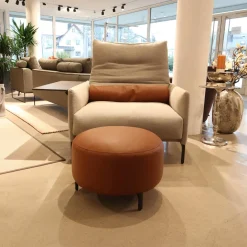 Sessel Avalanche Stoff 8311 Muschel Beige Hocker Leder 249 Cognac Braun Fuß F01 Feinstruktur Schwarz mit Hocker