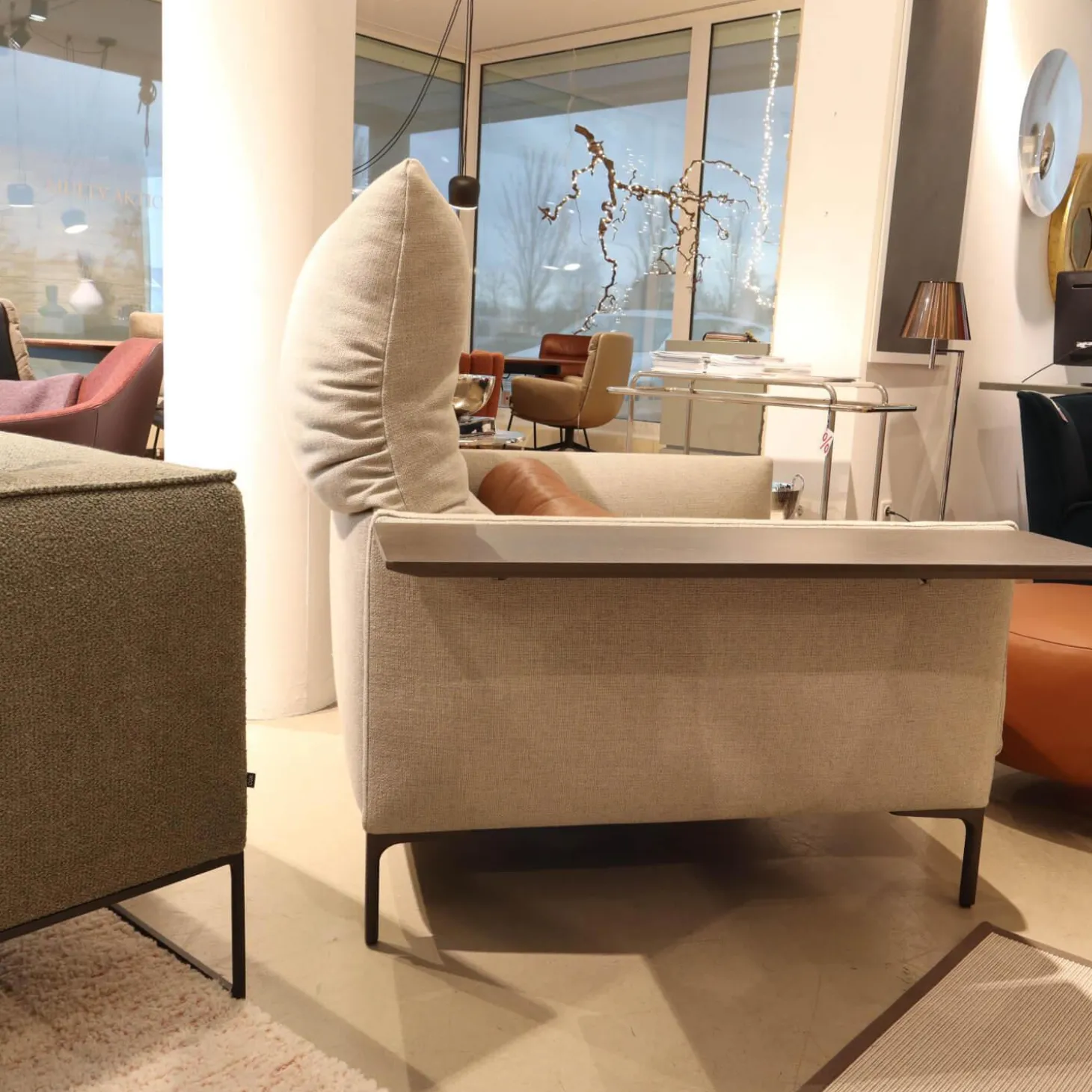 Sessel Avalanche Stoff 8311 Muschel Beige Hocker Leder 249 Cognac Braun Fuß F01 Feinstruktur Schwarz mit Hocker