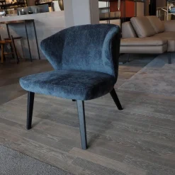 Sessel Back Me Up Salon Stoff Miller Grau-Blau Gestell Esche Carbon Schwarz