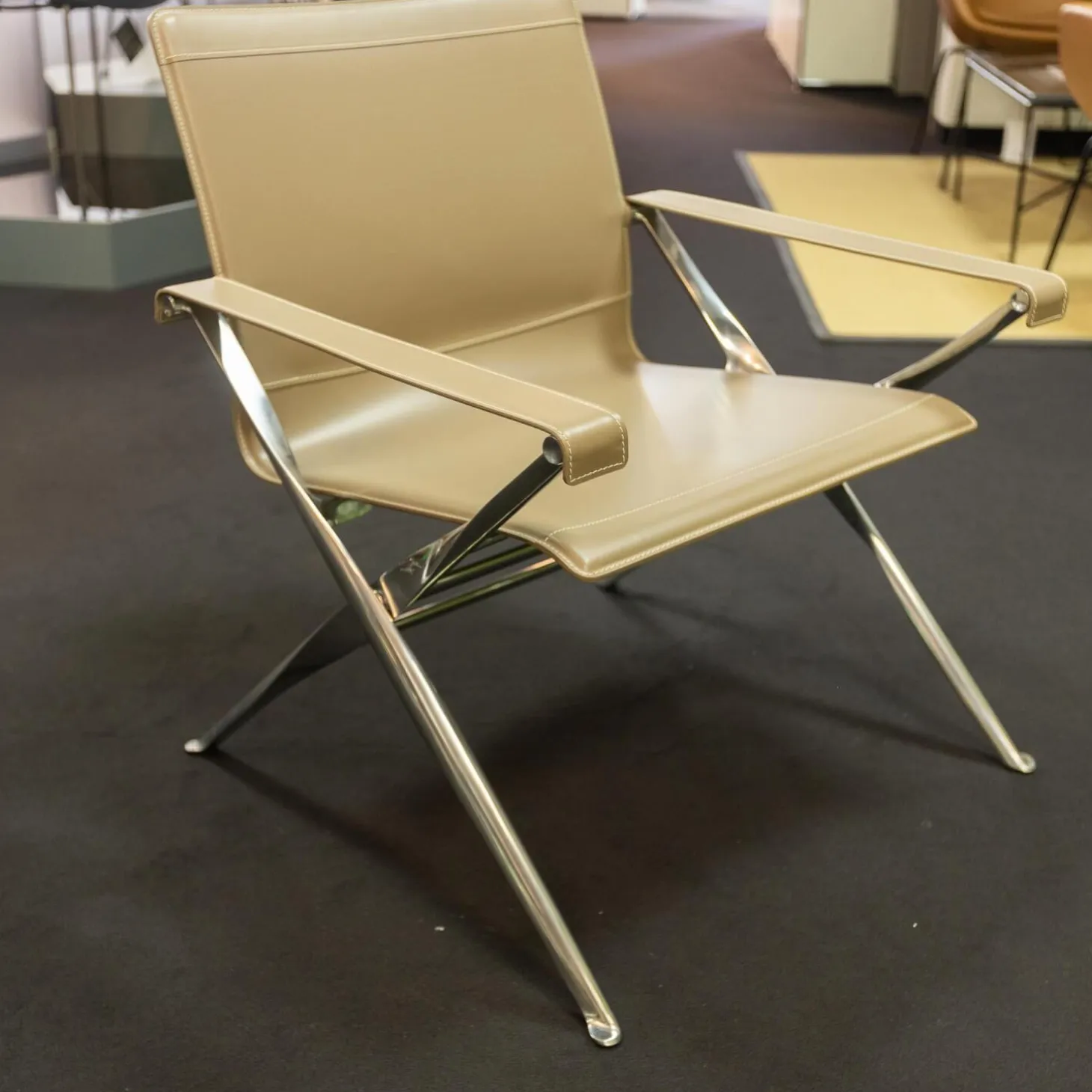 Sessel Beverly 14 Kernleder Tortora 1121280 Rahmen Aluminium