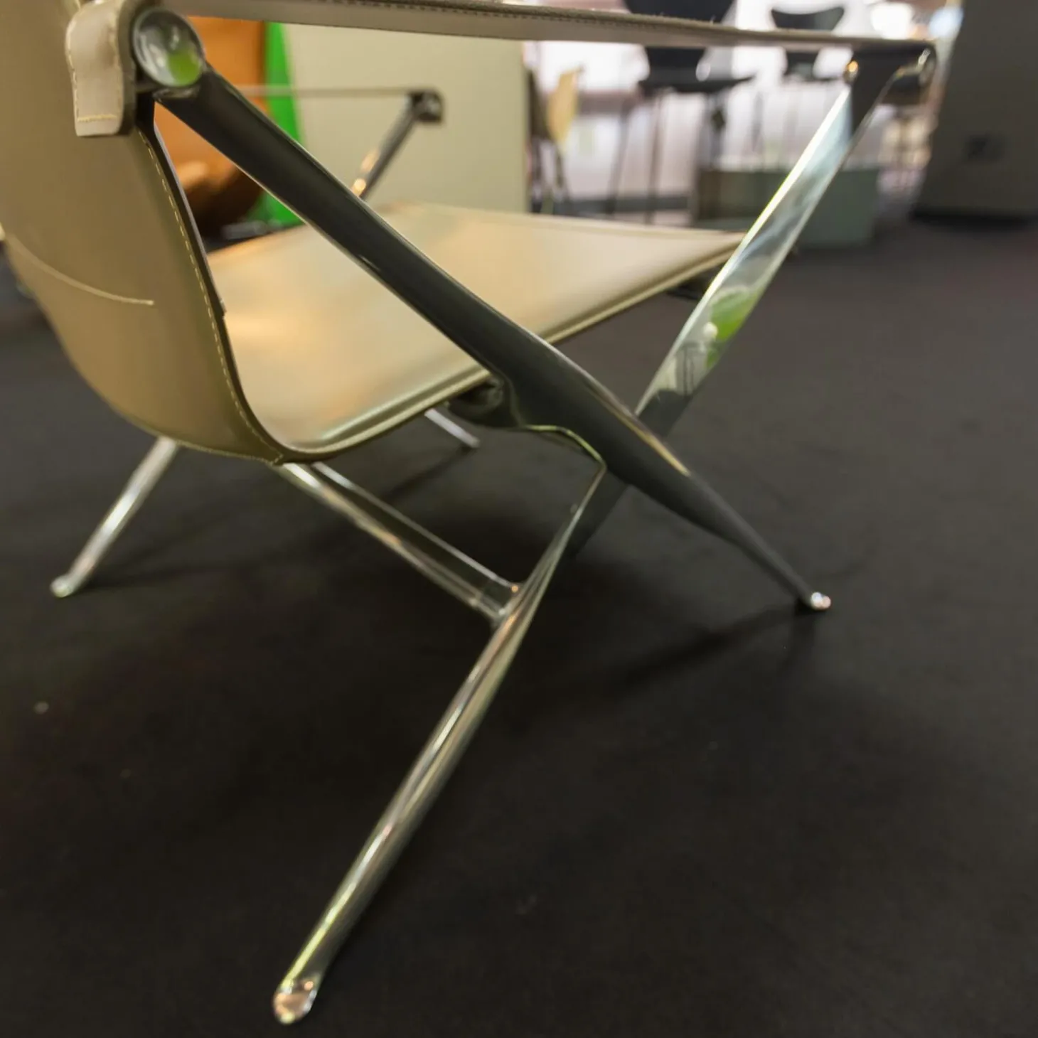 Sessel Beverly 14 Kernleder Tortora 1121280 Rahmen Aluminium