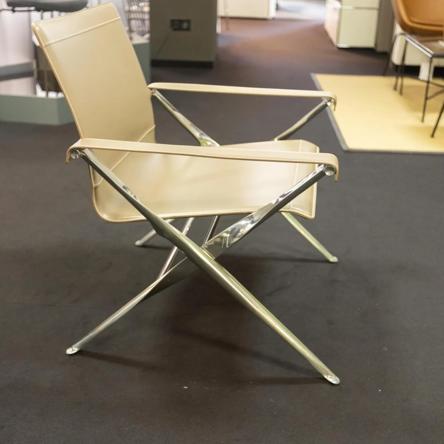 Sessel Beverly 14 Kernleder Tortora 1121280 Rahmen Aluminium