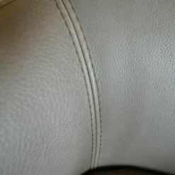 Sessel Boheme Leder Taupe Braun Gestell Schwarz