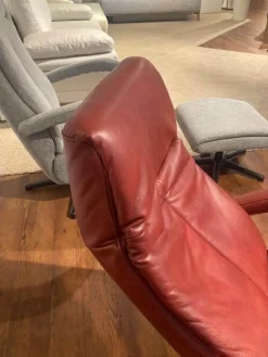 Sessel Boss Leder L30 WL Rouge Rot Gestell Metall Schwarz