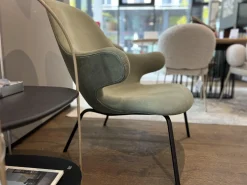 Sessel Catch Lounge Bezug Stoff Linara 249 Gestell Stahlrohr Pulverbeschichtet Schwarz