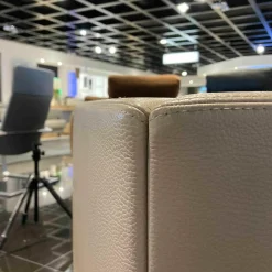 Sessel Cl 142.15 Leder 43.400 Stone Drehteller mit Rückholfeder