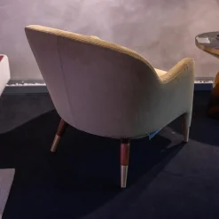 Sessel D.151.4 Bezug Stoff Kubrick K 1951 Beige Gestell Amerikanisches Nussbaumholz