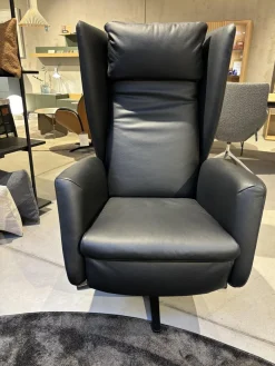 Sessel Dave Leder Normandie Schwarz Gestell Sternfuß Schwarz Matt Motorisch Verstellbar