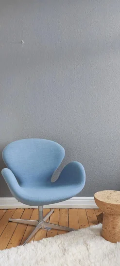 Sessel Der Schwan Stoff Christianshavn Hellblau Grau Meliert Gestell Verchromt