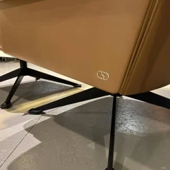 Sessel DS 0031 Leder Touch 25 Cuoio Braun Drehgestell 4 Sternfuß Schwarz Matt Beschichtet Mit Hocker DS-31