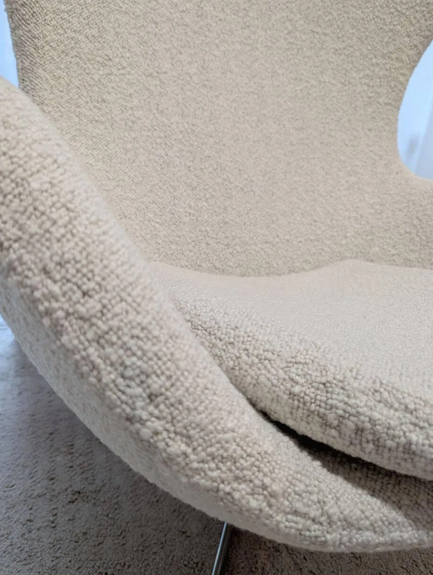 Sessel Egg Chair Stoff Karakorum Ecumee 007 Weiß Kreuzfuß Aluminium