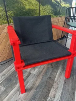 Sessel Farmer Stoff 5094 Schwarz Gestell Esche Geölt Pulver Rot P150 Mit Kunststoffgleitern Inklusive Tisch