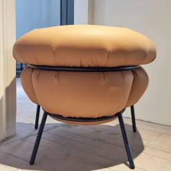 Sessel Grasso Bezug Leder Florida 2050 F Nude 22 Orange Gestell Blue 5011 Nachtblau