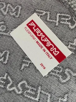 Sessel Guscioalto 015M41 Soft Stoff Top Topazio 990 Grau Gestell Metall Brüniert Inklusive Kissen