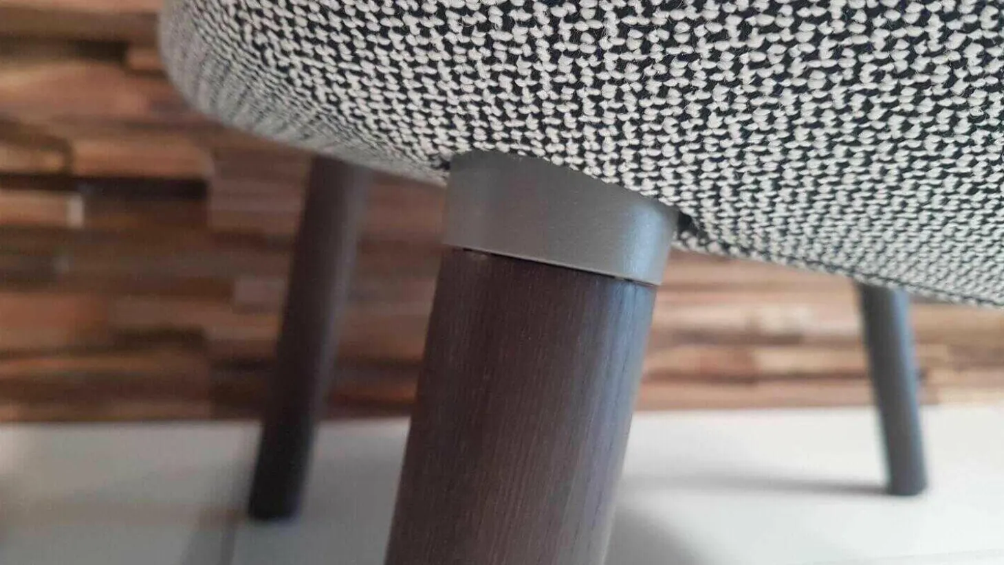 Sessel HAL Lounge Chair Stoff Credo SaltnPepper Grau mit Ottoman und Sitzkissen