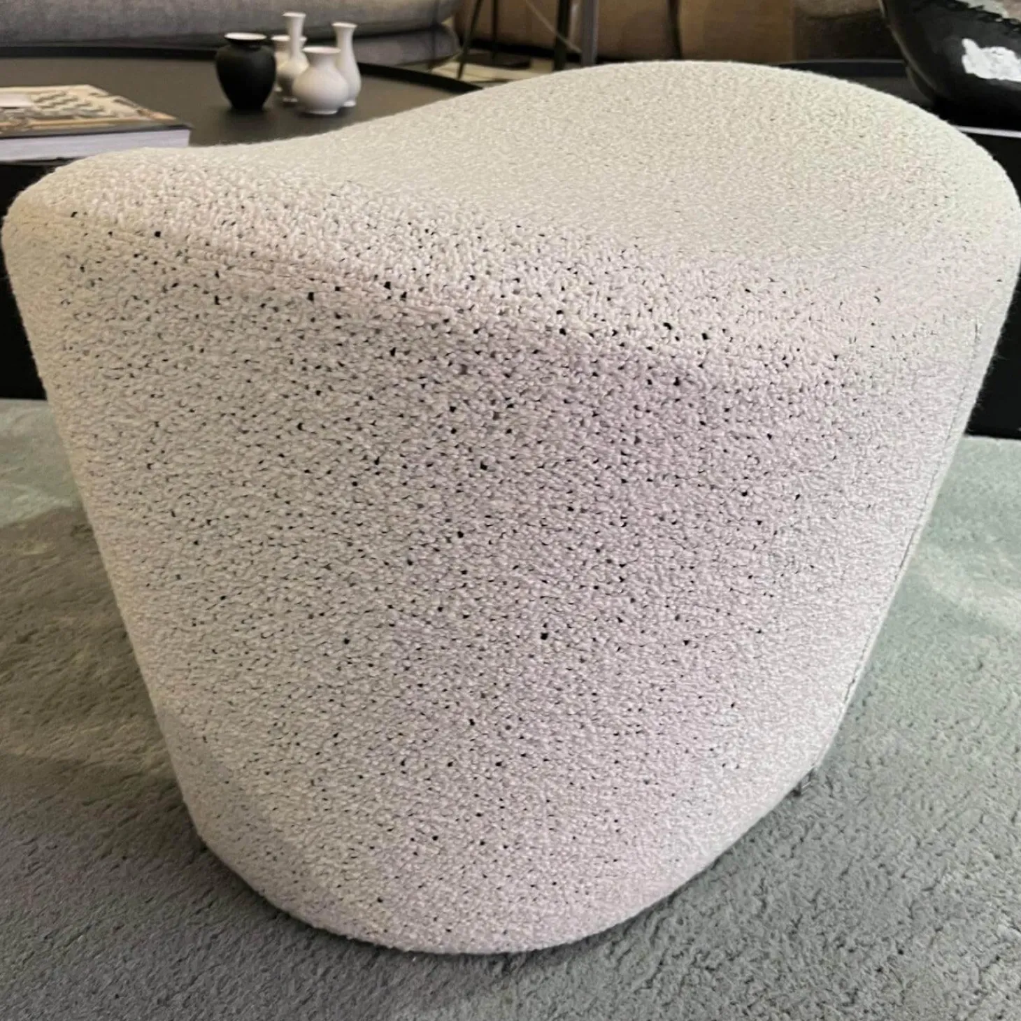 Sessel Harbor Laidback Stoff Sambuco Weiß Gestell Schwarz Pulverbeschichtet Inklusive Hocker