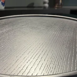 Sessel Harbor Stoff Veilchen Violett Drehgestell Grau Metallisiert Mit Tablett Eiche Schwarz Gebürstet Kopfkissen Und Hocker