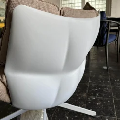 Sessel Husk Outdoor Mit Armlehne Bezug Stoff Sila Altrosa Gestell Aluminium Weiß Lackiert