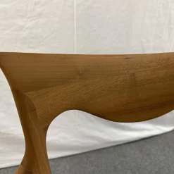 Sessel Hypnos Sitzfläche Stoff Beige Creme Gestell Amerikanischer Nussbaum Massiv