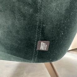 Sessel Lilou Stoff Allure Velvet Forest 085 Grün Gestell Metall Rauchbraun Mit Rückenkissen