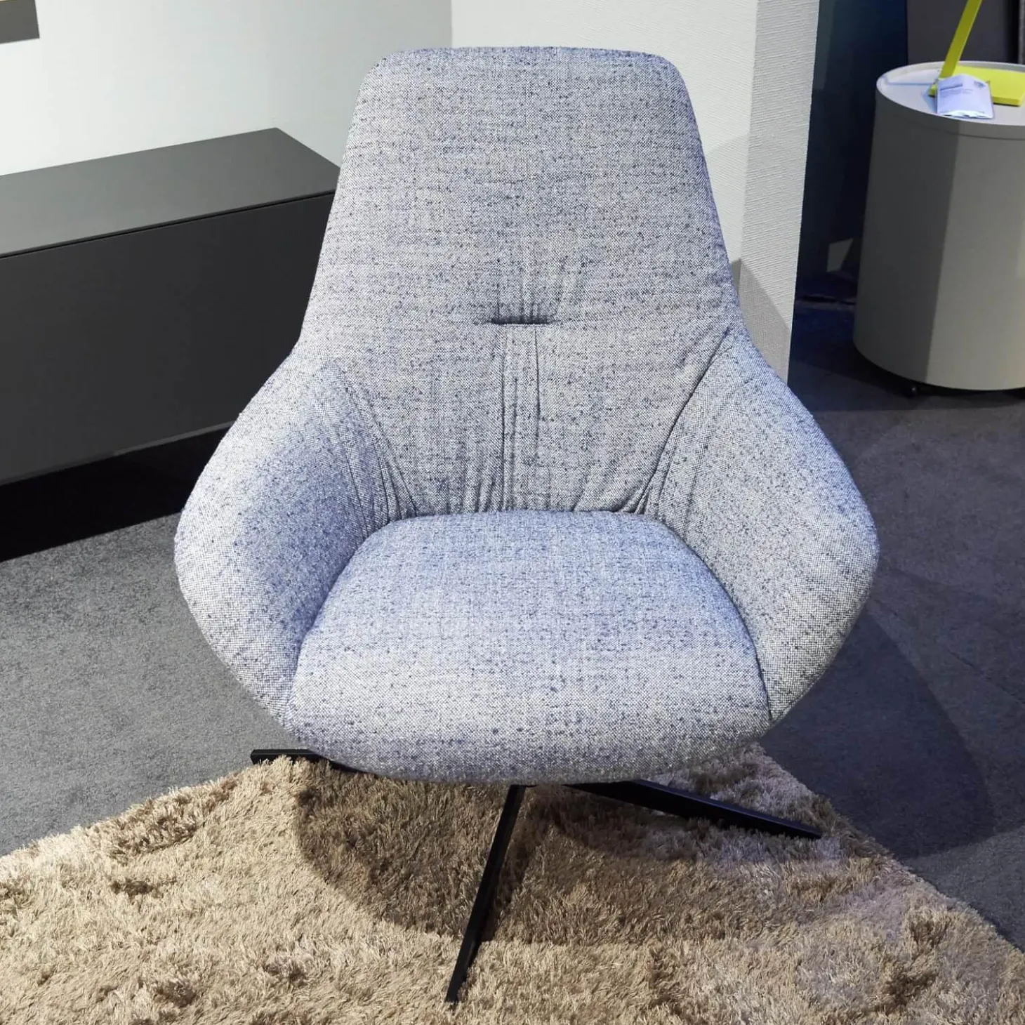 Sessel Liv 2181 Stoff 3lfm Spring Grau Blau Fußkreuz Stahl Schwarz Matt Pulverbeschichtet Mit Kunststoffgleitern