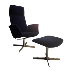 Sessel Lomo Stoff Samt Dunkelblau Gestell Verchromt Inklusive Hocker