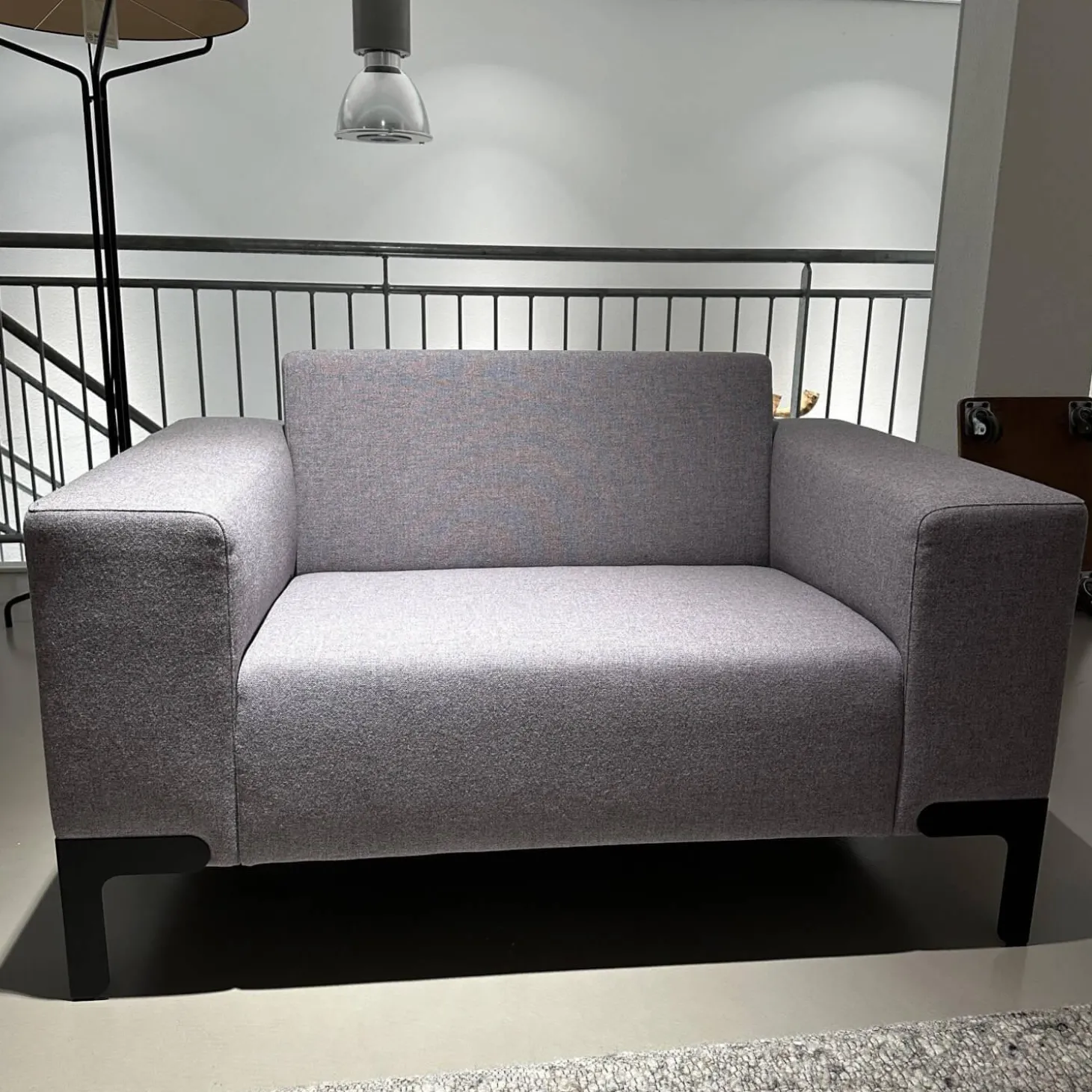 Sessel Loveseat Foldy Stoff Tonica 633 Grau Füße Stahl Schwarz RAL9005