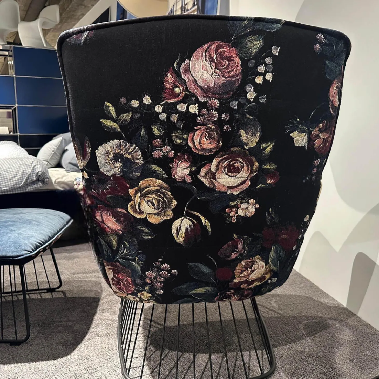 Sessel Marla Easy Chair High Rücken Stoff Gobelin Eden Blumenmuster Sitz Stoff Smart Arctique 05 Blau Mit Hocker