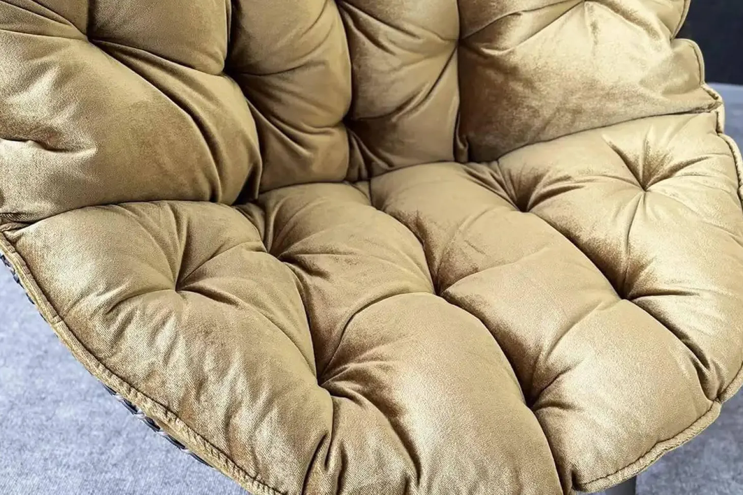 Sessel Mbrace Polster Stoff E Olio 823 Gold Geflecht Arabica 126 Schwarz Gestell Black Pepper 317 Schwarz