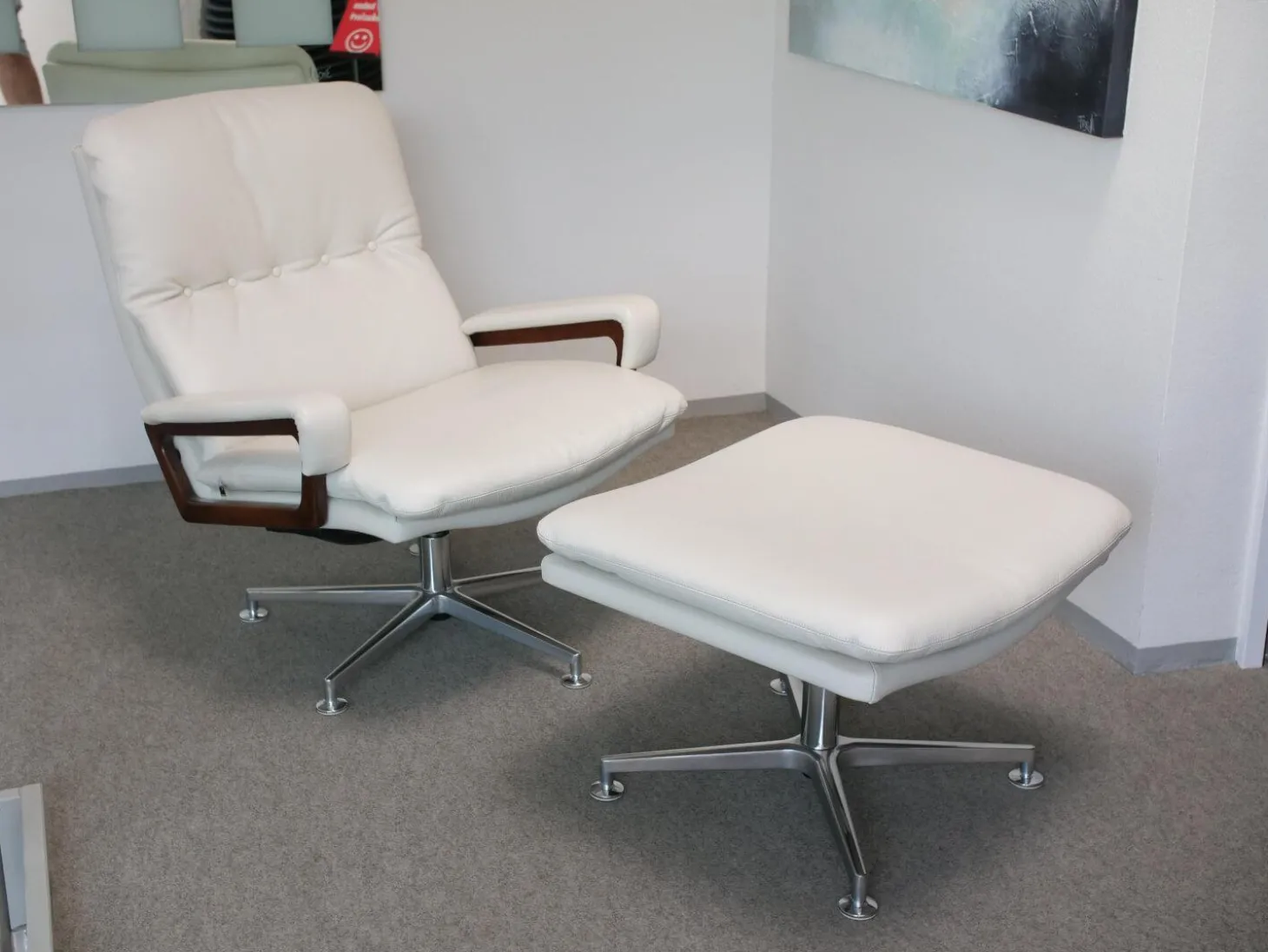 Sessel Mit Hocker WK 631 Kingchair Niedrig Bezug Leder Rustica 70239 White Untergestell Aluminium Poliert