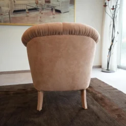 Sessel Model King Bezug Alkantara 112 Lachs Ton Massivholzgestell