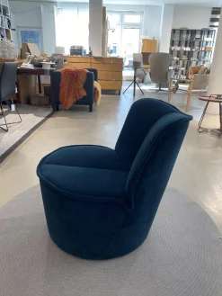 Sessel Nenou Stoff 8170 Ozean Dunkelblau Inklusive Hocker