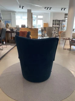 Sessel Nenou Stoff 8170 Ozean Dunkelblau Inklusive Hocker