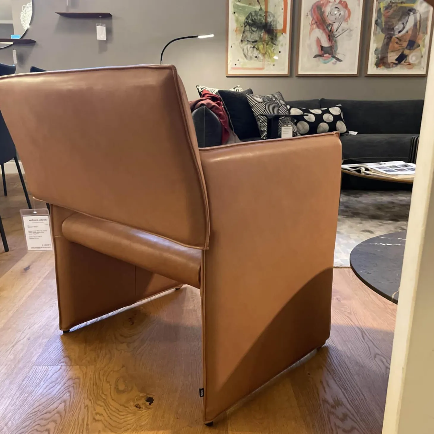 Sessel Noto Leder 922 Cognac Mit Rollen Und Filzgleitern