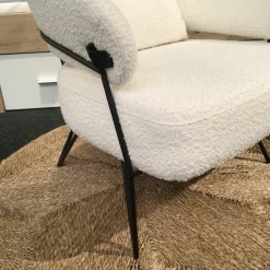 Sessel Peppo Textilgewebe Bouclé Weiß Gestell Metall Schwarz Mit Rückenkissen