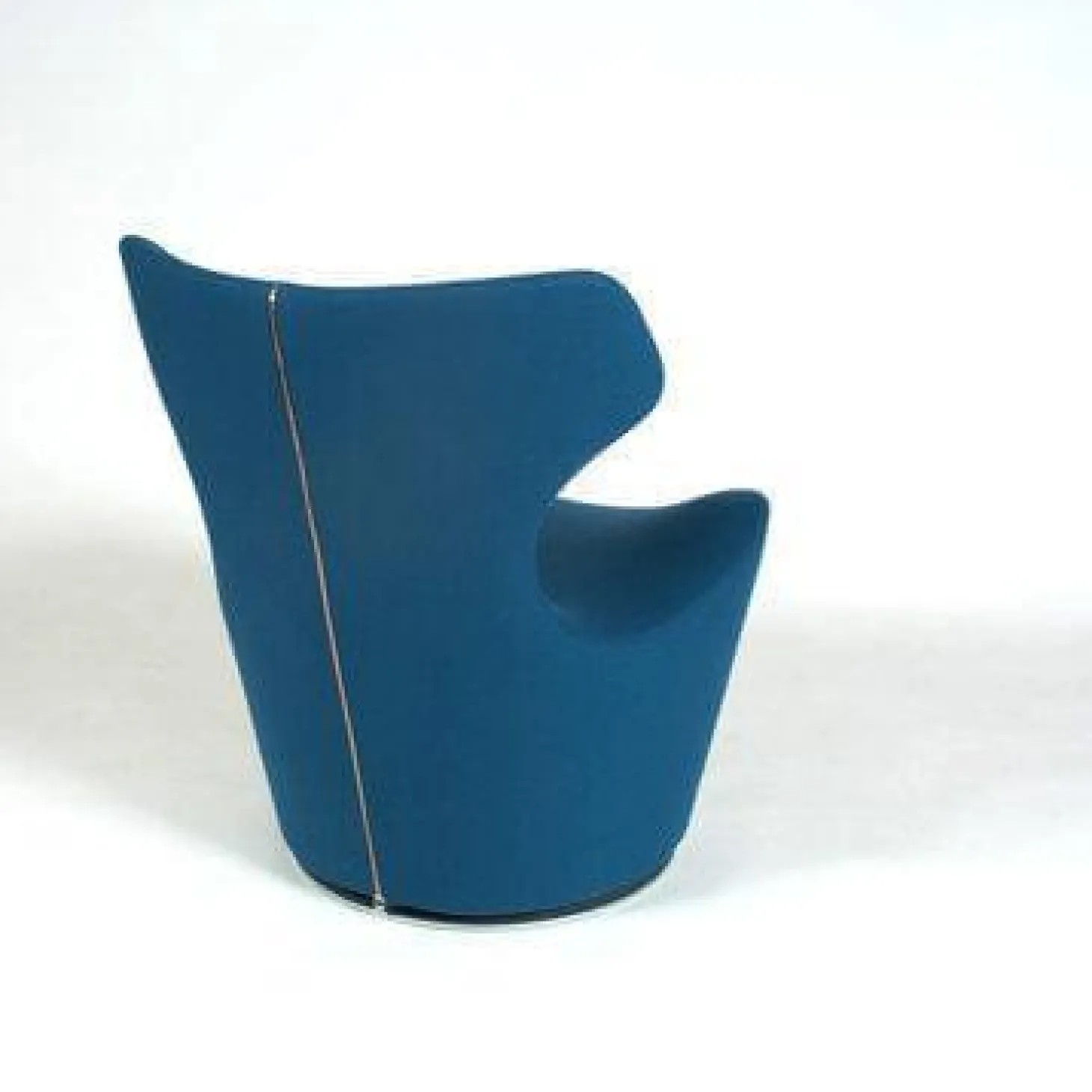 Sessel Piccolo Papilio Drehbar Bezugstoff Blau Untergestell Grau Metallisiert Lackiert